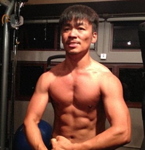 肌肉猛男！那些身材喷血的男明星