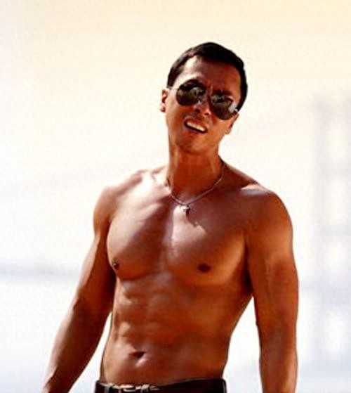 肌肉猛男！那些身材喷血的男明星