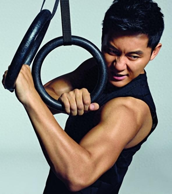 肌肉猛男！那些身材喷血的男明星