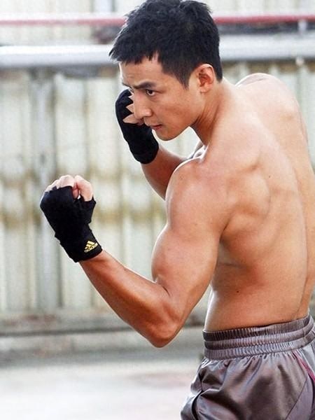 肌肉猛男！那些身材喷血的男明星