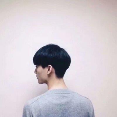 独一无二可爱情侣头像一男一女分开