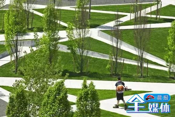 乌鲁木齐一中新学校（乌市一中明秋启用新校区）(4)