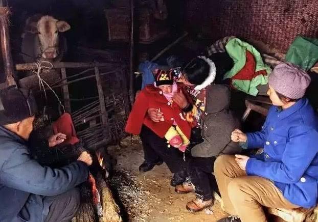 农村20年前的老照片,满满的年味,如今已沦为回忆,很难见到了