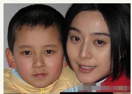 范丞丞是谁的孩子 范丞丞的生父是谁身世大揭秘照片