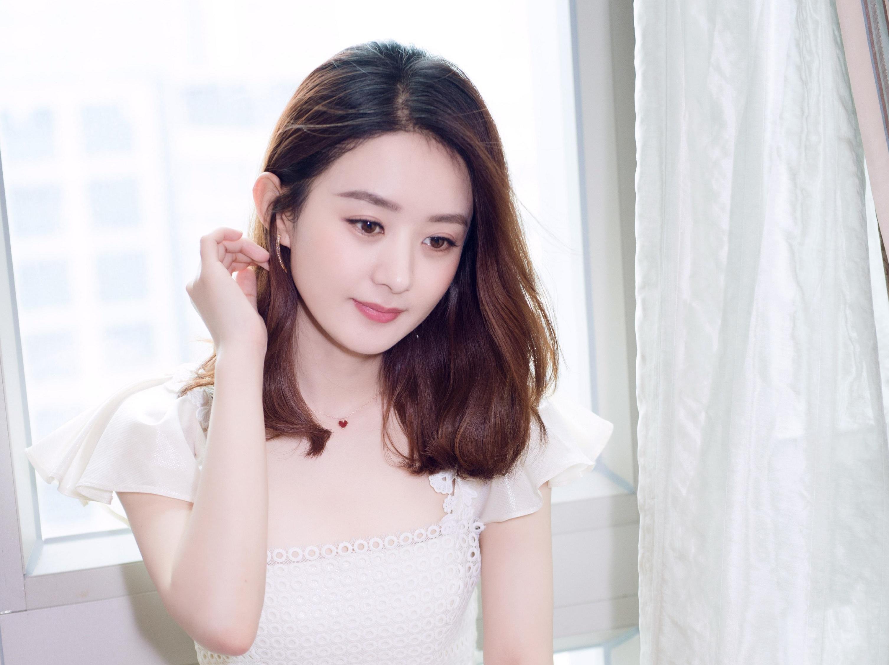 赵丽颖微博取关黄斌怎么回事？赵丽颖黄斌开撕的原因大起底