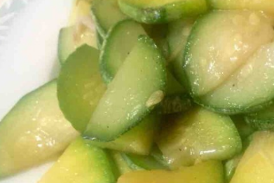 瓜怎么炒比较好吃,甜瓜怎么炒好吃家常菜图12