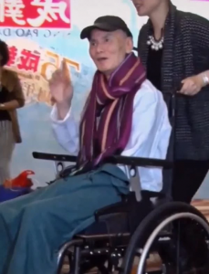 ​刘家辉：从用命换钱到无钱换命，一个武打巨星的心酸晚年