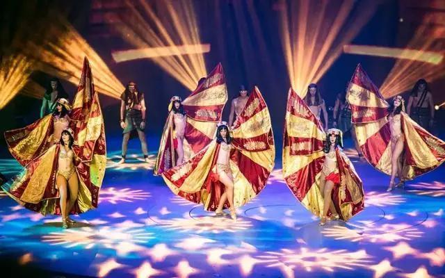 耗资251亿，比迪斯尼大4倍！3大霸屏级度假区，一个比一个惊艳！