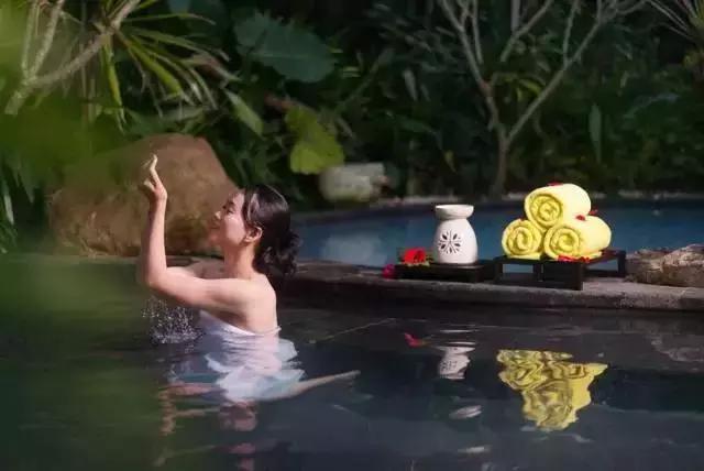 耗资251亿，比迪斯尼大4倍！3大霸屏级度假区，一个比一个惊艳！