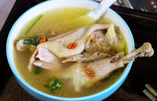 简单减肥餐一日三餐食谱月瘦10斤（想减肥午餐该怎么吃）(3)