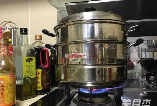 粉蒸肉怎么做才能好吃,粉蒸肉怎么做好吃又简单图17