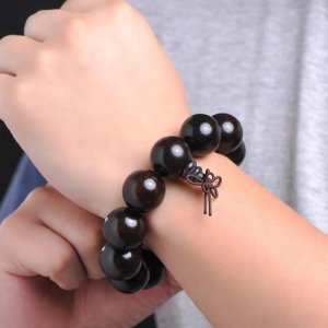 ​不可以乱佩戴的文玩饰品