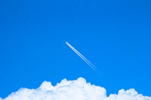 你们知道飞机为什么要放油吗