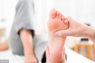 ​脚底按摩的好处（遍地都是足疗店，你知道脚底按摩有什么好处吗）