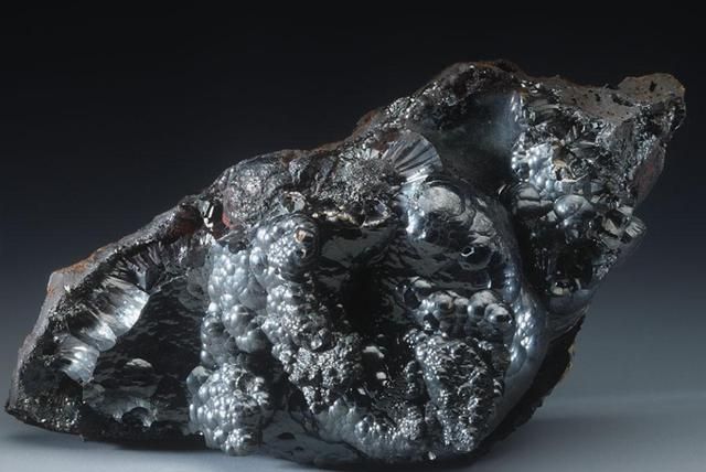 铁矿石主要成分