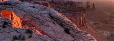 ​铁矿石主要成分,赤铁矿石的主要成分是什么图片