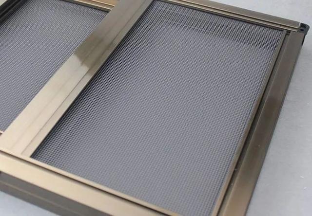 安装纱窗的正确方法（安装纱窗的方法是什么）(2)