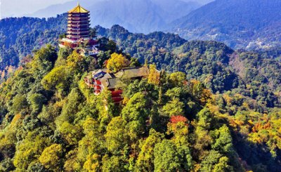 ​成都旅游攻略 2025成都必去六大旅游景点推荐