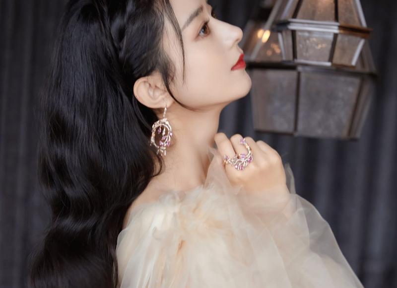 2月下旬先见横财，后遇佳人，添喜添财，财运一路发到底的生肖