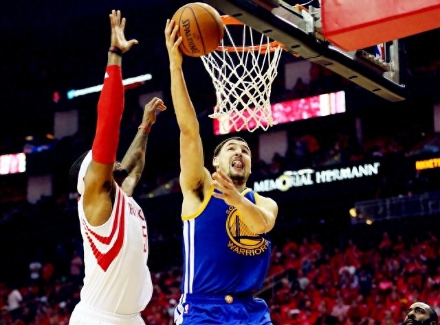 2K17现役最强十人：勇士4将入选，哈登末位，詹皇力压群雄！