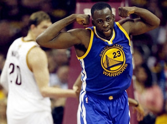 2K17现役最强十人：勇士4将入选，哈登末位，詹皇力压群雄！