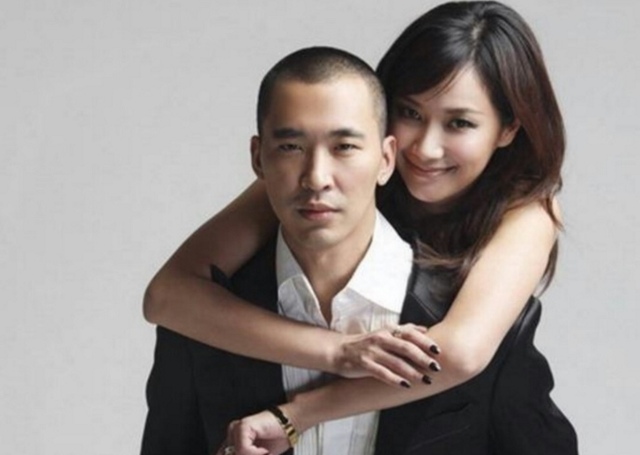 徐静蕾黄立行(徐静蕾黄立行杜拉拉吻戏) 徐静蕾 黄立行 第2张