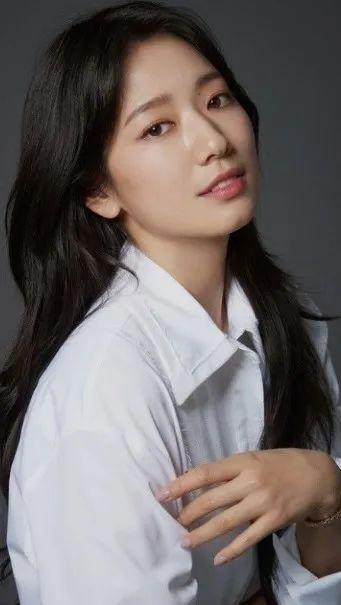 明星中姐弟恋能有多甜（姐弟恋终于修成正果）(4)