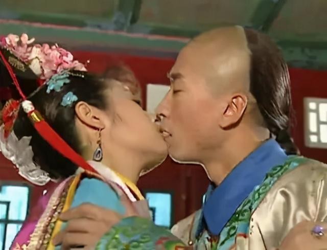 周杰结婚了吗老婆是谁（周杰的个人资料简历）