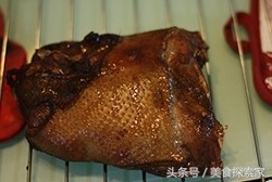 江湖传说中的烧鹅的简易做法！