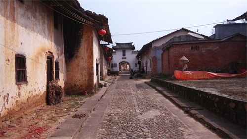 南雄珠玑巷，天下广府人的根源