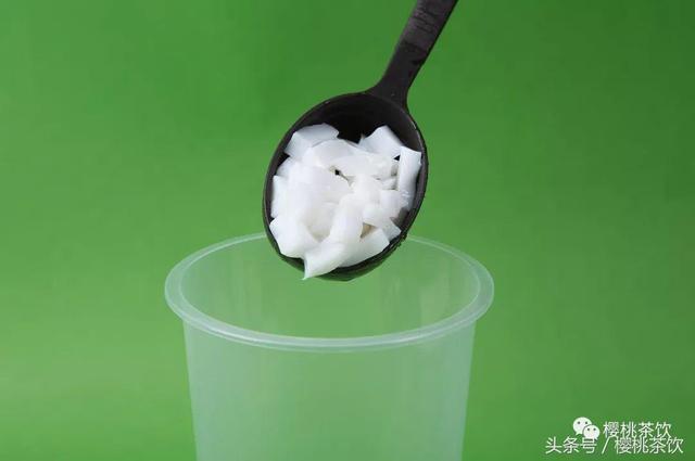 百香果双响炮真的很好喝，做法真的也很简单