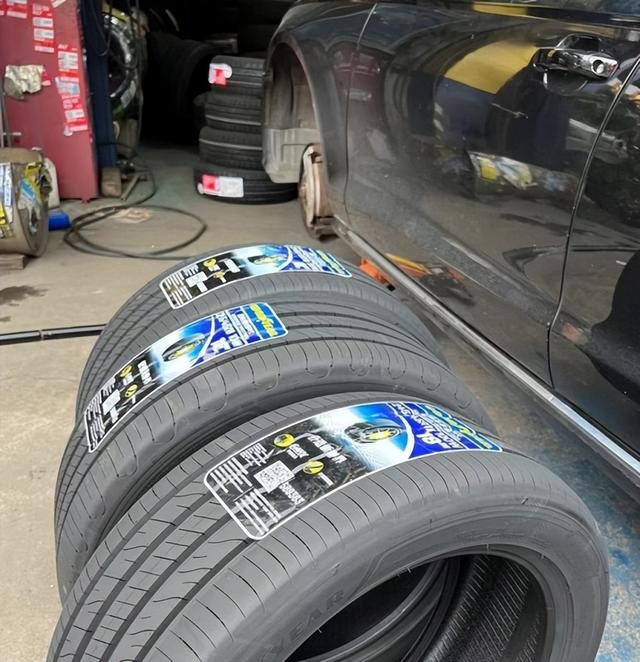 固特异轮胎御乘三代（更换固特异御乘III代轮胎）(3)