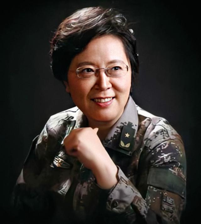 致敬陈薇的颁奖词（陈薇哭了头发白了）(19)