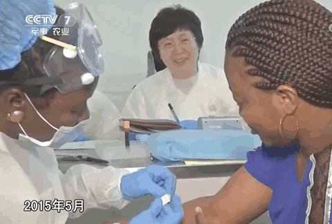 致敬陈薇的颁奖词（陈薇哭了头发白了）(16)