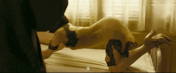 许晴20岁惊艳写真照（谁说50岁女星不能性感到爆炸）(7)