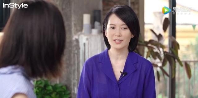 许晴20岁惊艳写真照（谁说50岁女星不能性感到爆炸）(17)