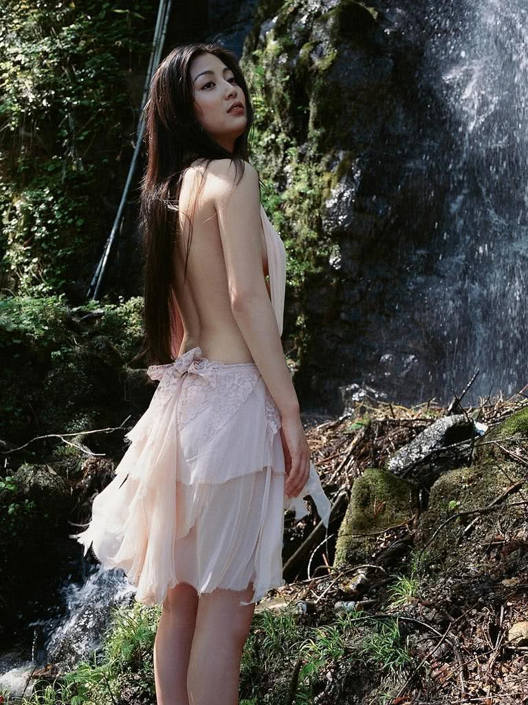 后藤理沙个人资料写真作品