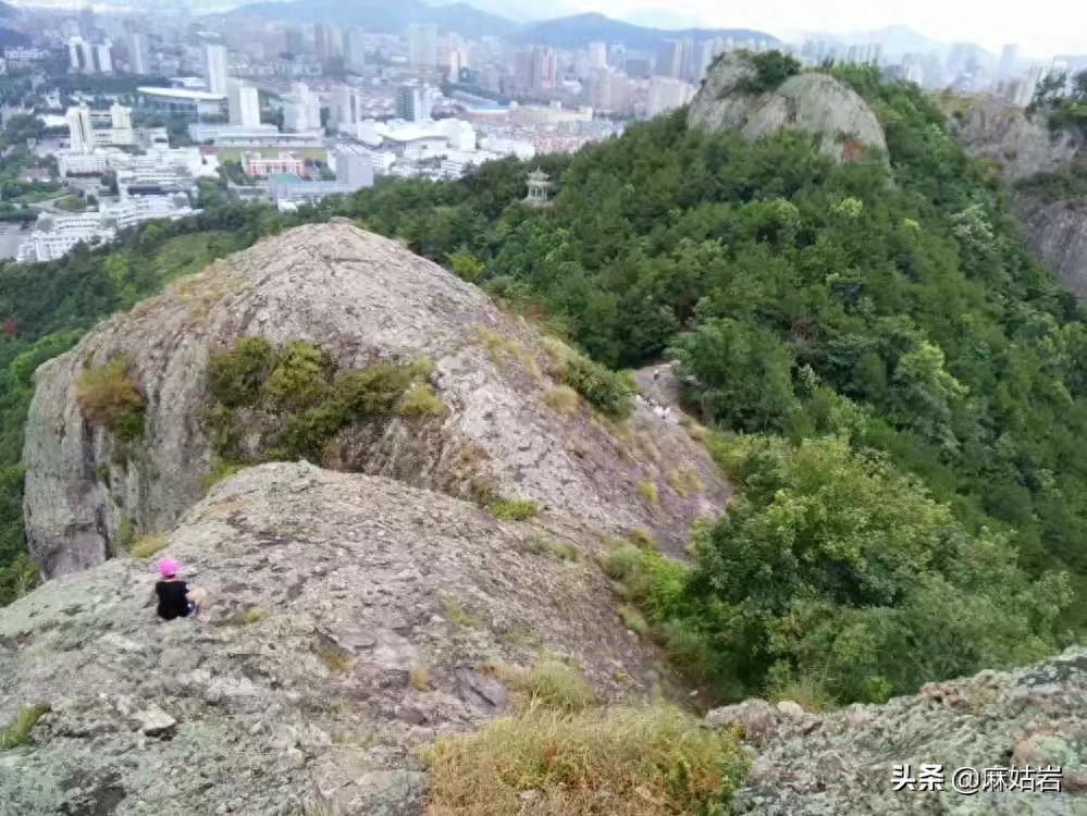 温岭石夫人——有位佳人，在山之巅