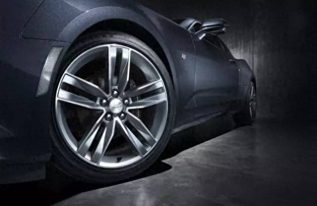 便宜了10万元！雪佛兰第六代科迈罗上市