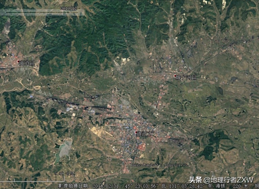 卫星影像下近三十年的鹤岗市和鸡西市，资源枯竭下黑龙江何去何从