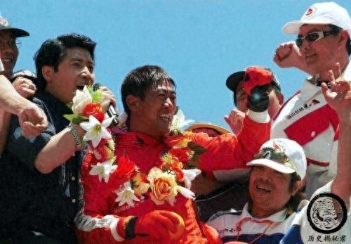 直击柯受良飞跃黄河现场：全程不到2秒，吴宗宪、刘德华到场加油